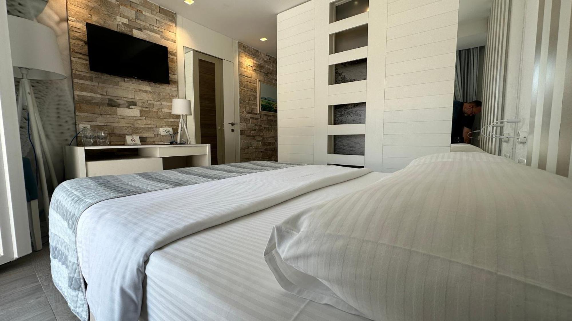Hotel Aleksandar 부드바 외부 사진