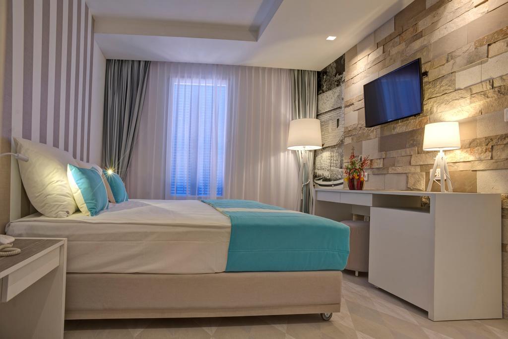Hotel Aleksandar 부드바 객실 사진